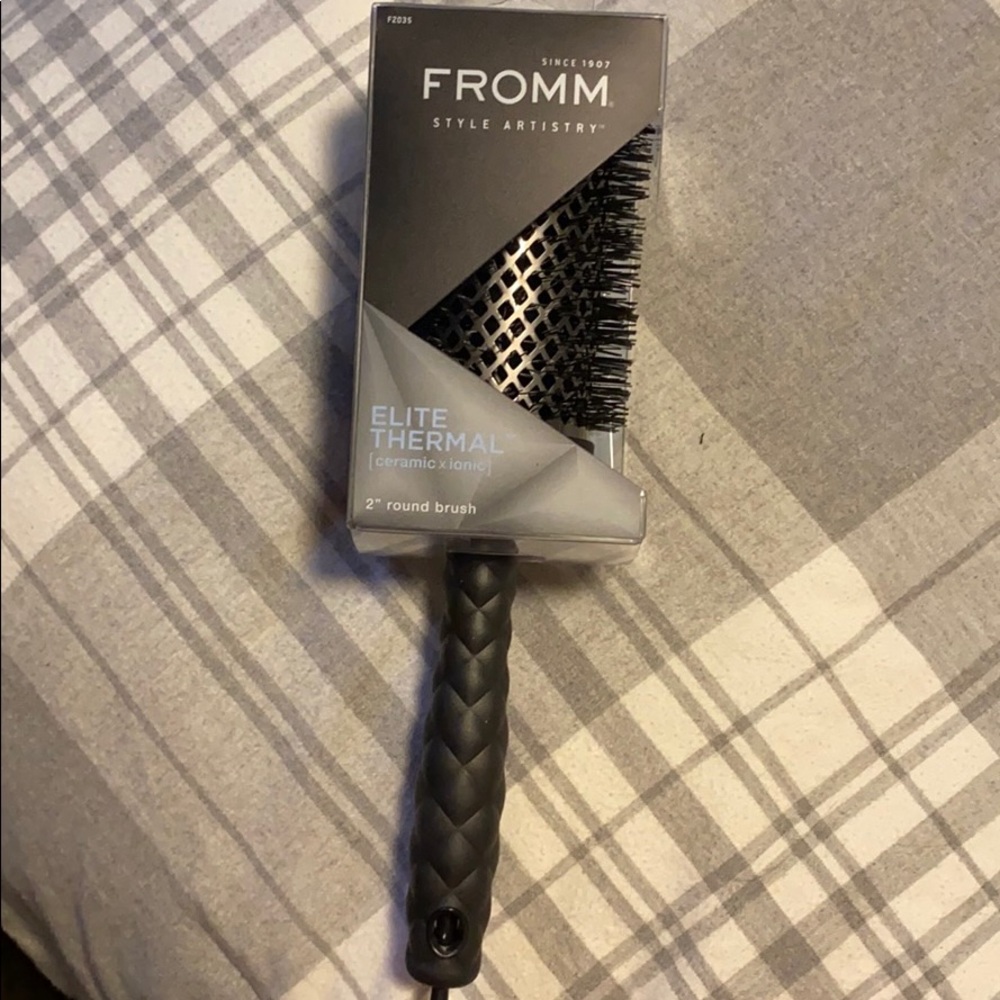FROMM Elite Thermal Round 2” Brush